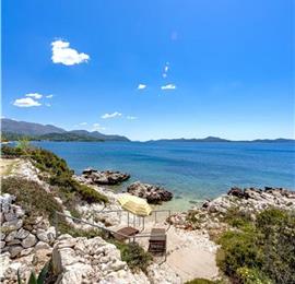 Luxury 5 Bedroom Beachfront Villa near Dubrovnik, Sleeps 11-12